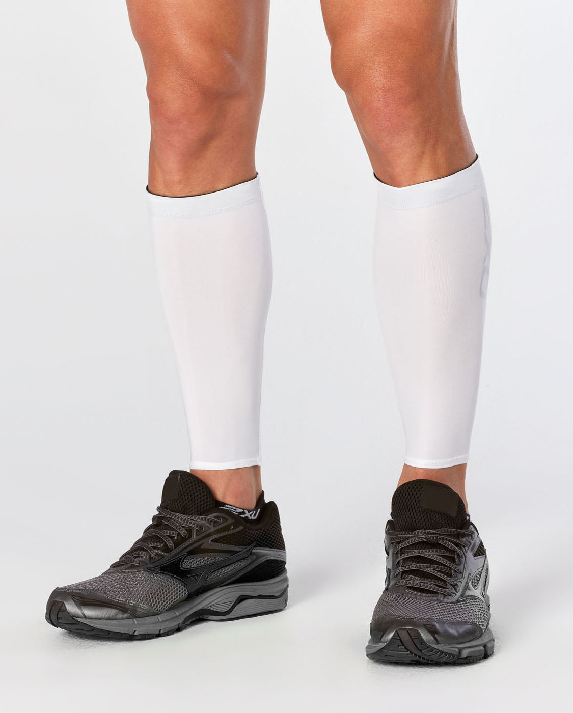 2XU Compression Calf Sleeves Unisex White/White - Running Free Canada