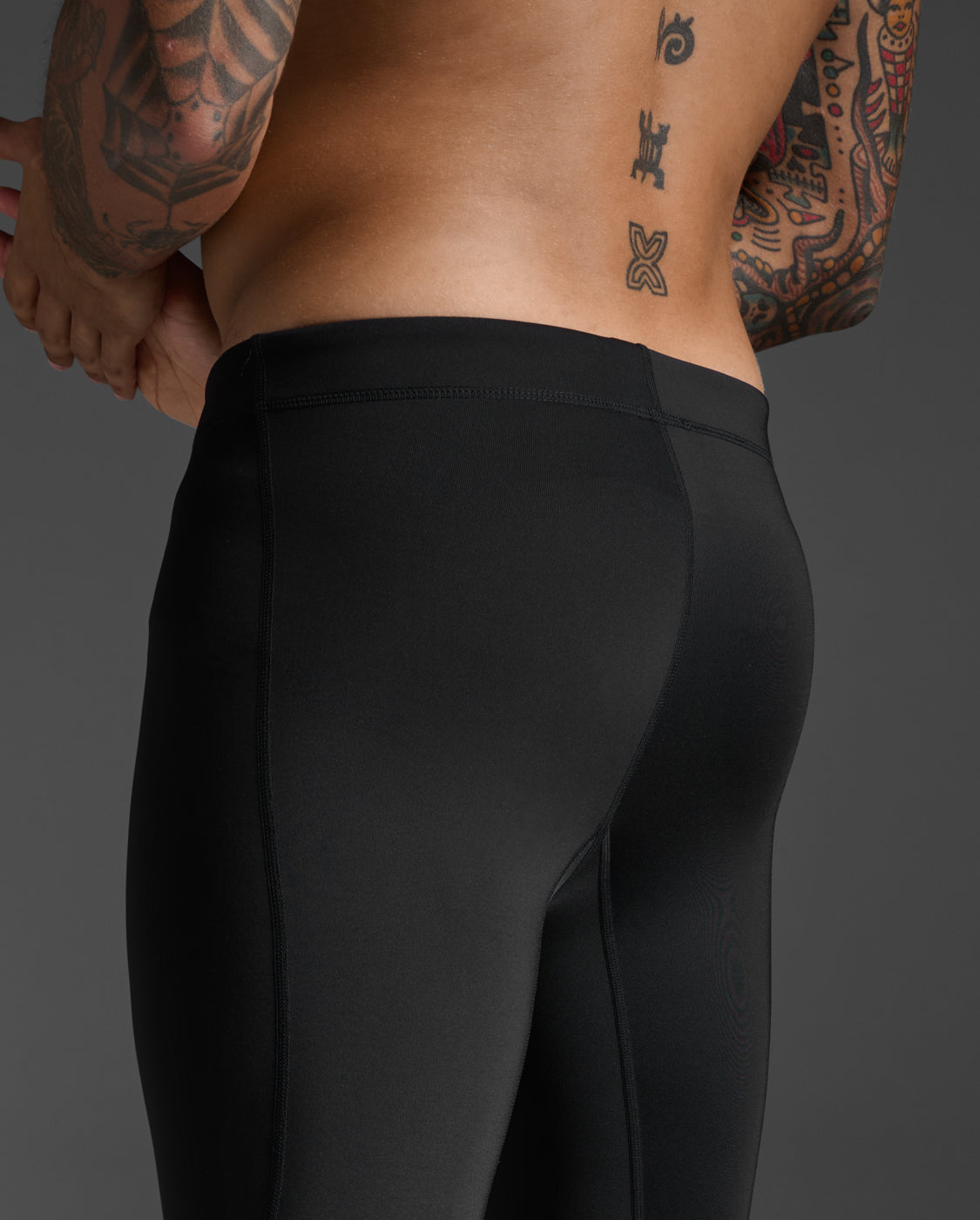 Core Compression Tights – 2XU Canada