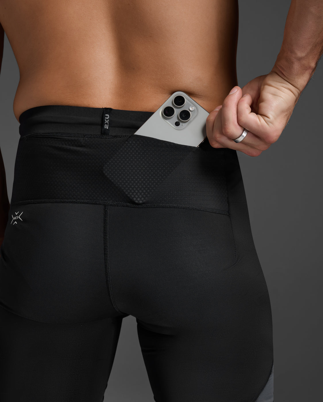 Light Speed React Compression Shorts – 2XU Canada