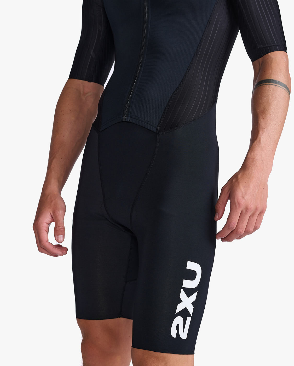 2XU AERO SLEEVED TRISUIT ブラック/ホワイト M Aero Sleeved Trisuit – 2XU Canada