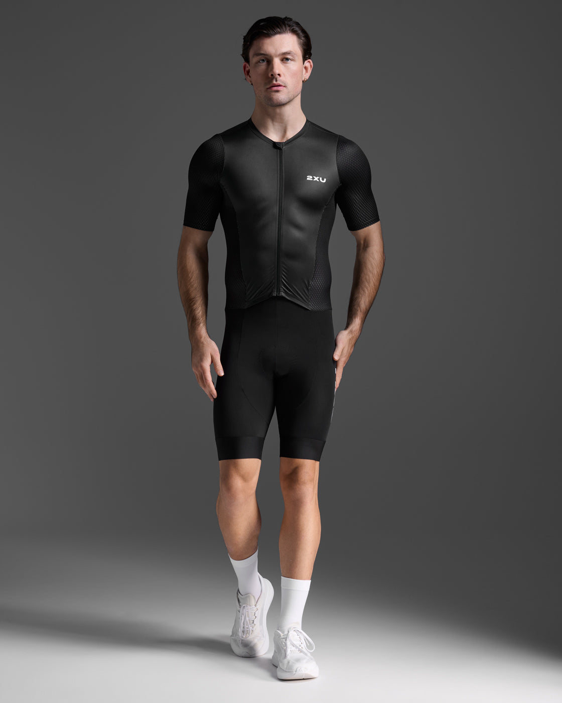 Aero Hex Sleeved Trisuit – 2XU Canada