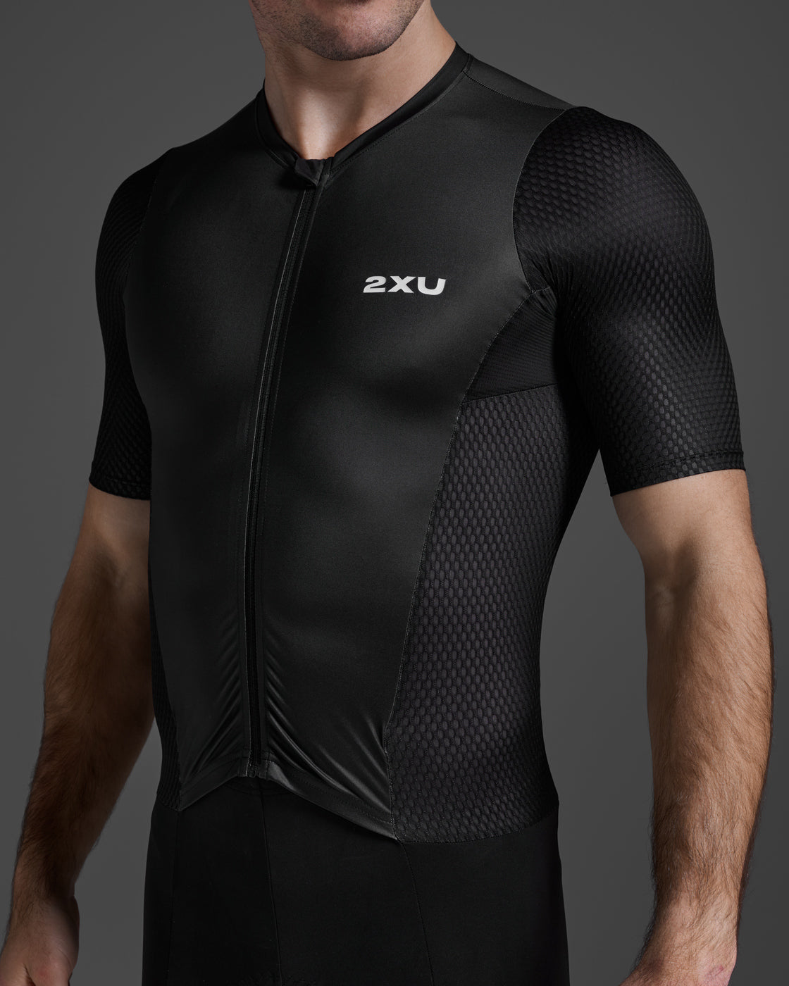 2XU AERO SLEEVED TRISUIT ブラック/ホワイト M Aero Sleeved Trisuit – 2XU