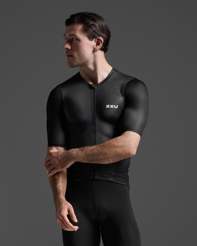 Aero Hex Tri Sleeved Top – 2XU Canada