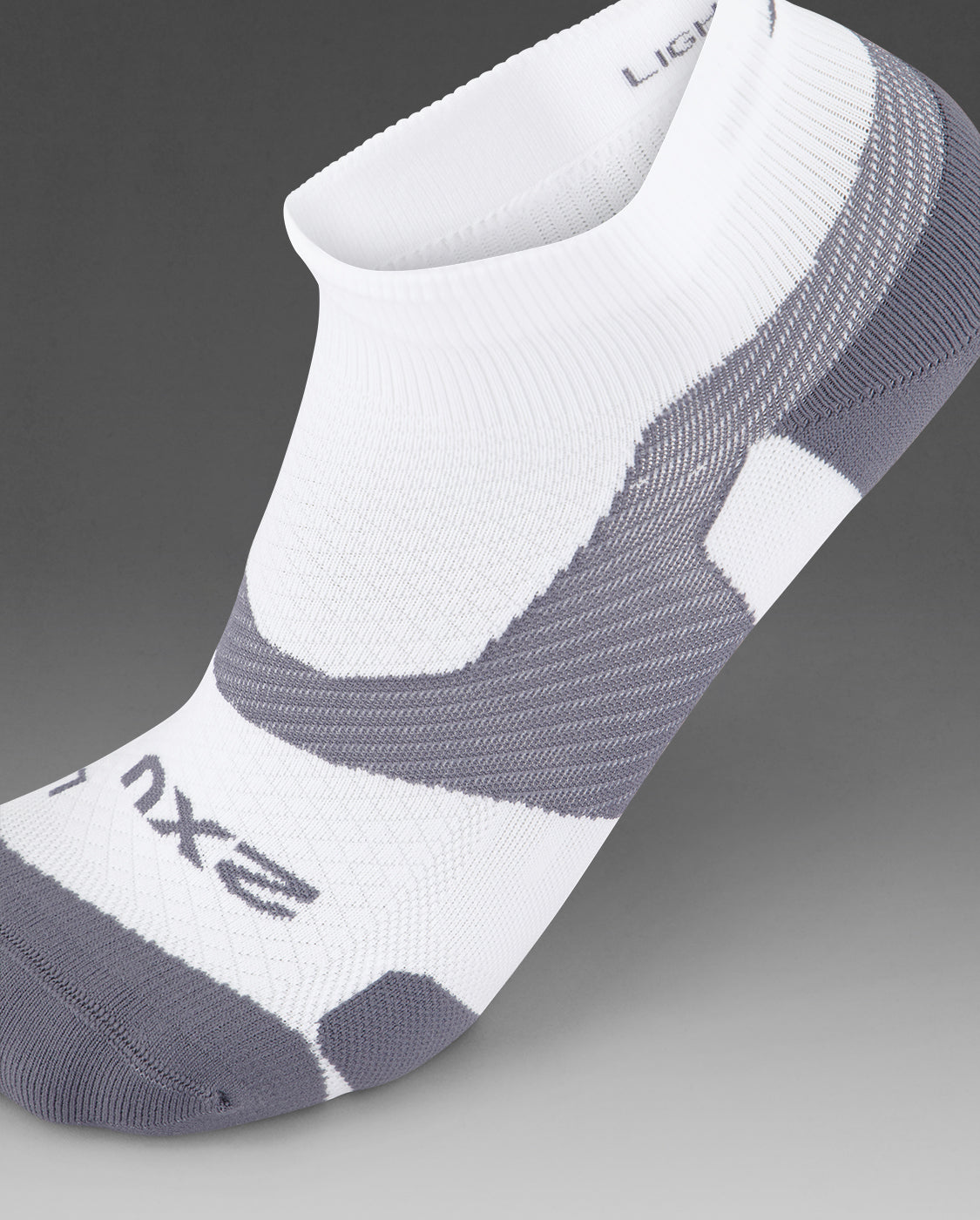Vectr Light Cushion 1/4 Crew Compression Socks – 2XU Canada