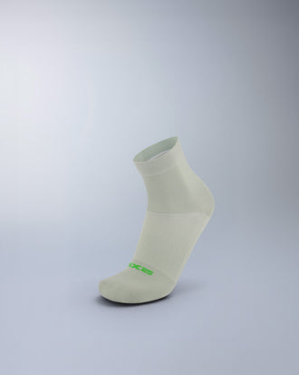 Performance Crew Grip Socks
