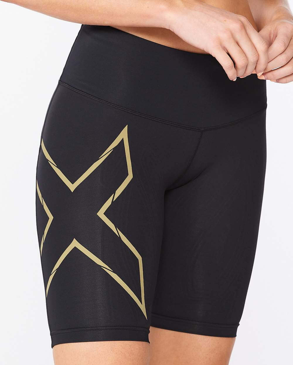 Light Speed Mid-Rise Compression Shorts